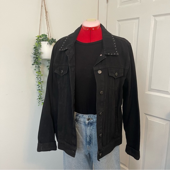 Guess | Nerissa studded logo black denim jacket - Picture 4 of 8